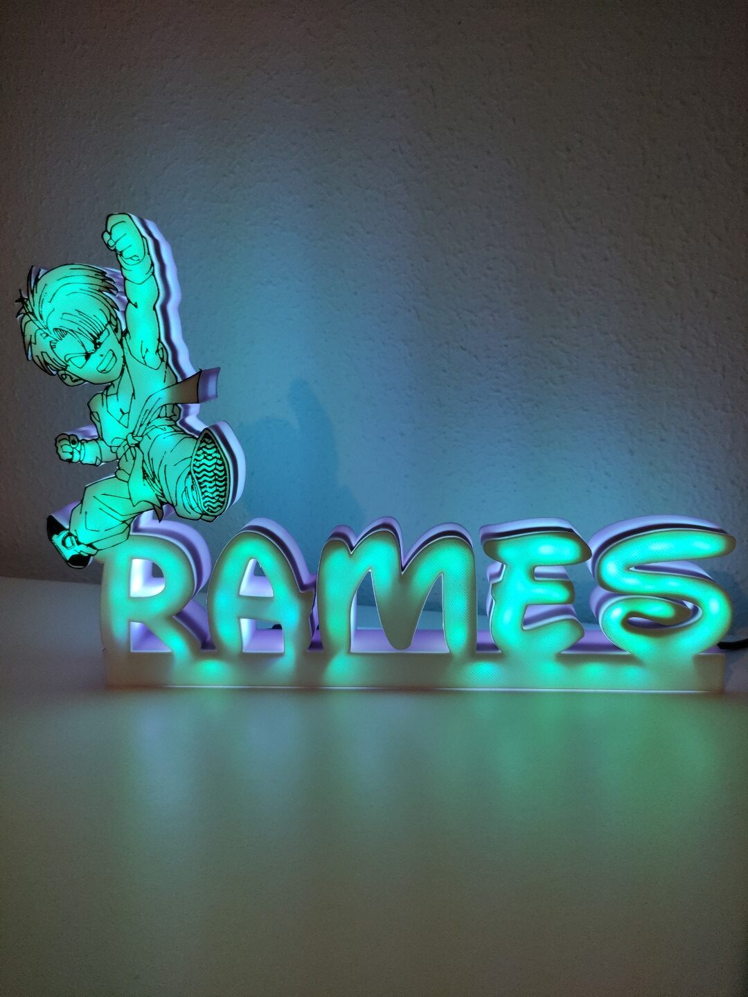 Lámpara Trunks Dragon ball Z - Imagen 3