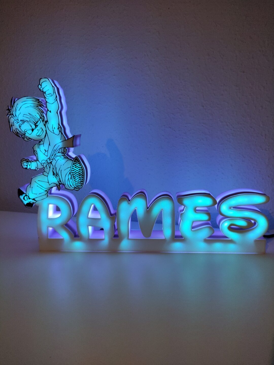 Lámpara Trunks Dragon ball Z - Imagen 4