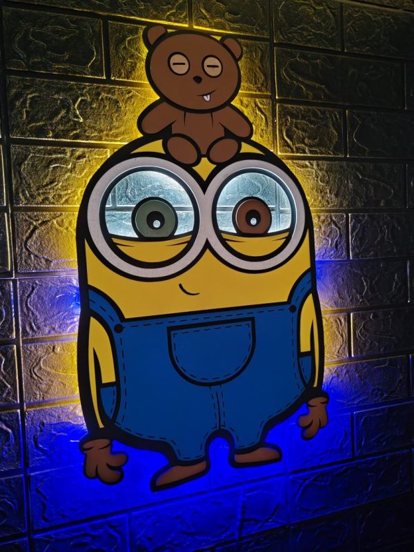 Minions lamp