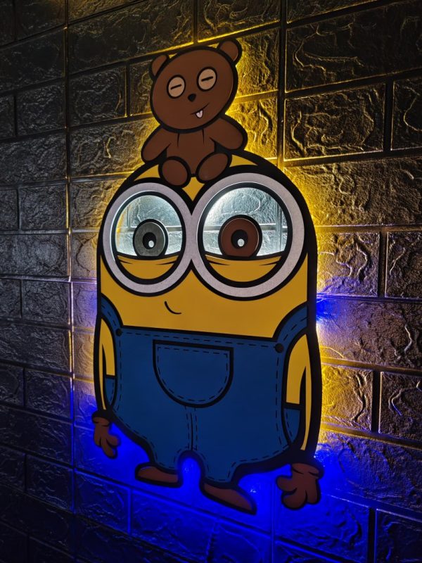 Minions lamp